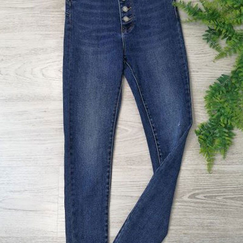 Granatowe jeansy Msara